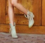 Thick High Heel Tassel Buckle Pointed Toe Women Winter Ankle Boots Lady Fashion Sexy Fringe Short Boots Plus Size 34-43 SXQ0916