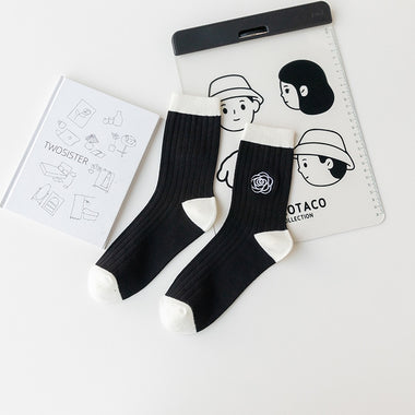 Japanese Embroidered Flowers Trendy Black Mid-tube Socks Korean Niche Retro All-match Sports Cotton Socks