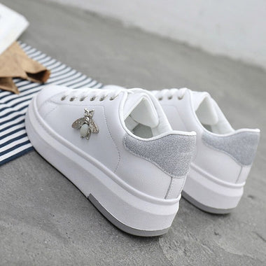 Women Casual Shoes 2023 Woman Sneakers Fashion Breathable Pu Leather Platform White Shoes Soft Footwear Rhinestone Ladies Tennis