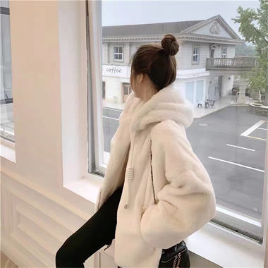 Imitation Lambwool Outwear Top White Coat Warm Furry Overcoat Casual Sobretudos Winter Hooded Faux Rabbit Fur Plush Women Jacket
