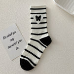Black and White Strawberry Socks Women's Autumn Winter Japanese Socks Long Tube Cotton Socks All-match Student Mid-tube Socks