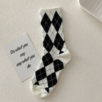 Black and White Strawberry Socks Women's Autumn Winter Japanese Socks Long Tube Cotton Socks All-match Student Mid-tube Socks
