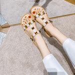 2023 New Summer Sandals Women's Fashion Studded Decorative Ankle Buckle Strap Low Square Heel Open Toe Women's Sandals