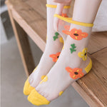 Flower Embroidery Crystal Silk Socks Summer Ultra-Thin Transparent Women Socks Mesh Fishnet Lace Harajuku Retro Crew Socks Women