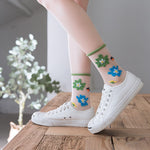 Flower Embroidery Crystal Silk Socks Summer Ultra-Thin Transparent Women Socks Mesh Fishnet Lace Harajuku Retro Crew Socks Women
